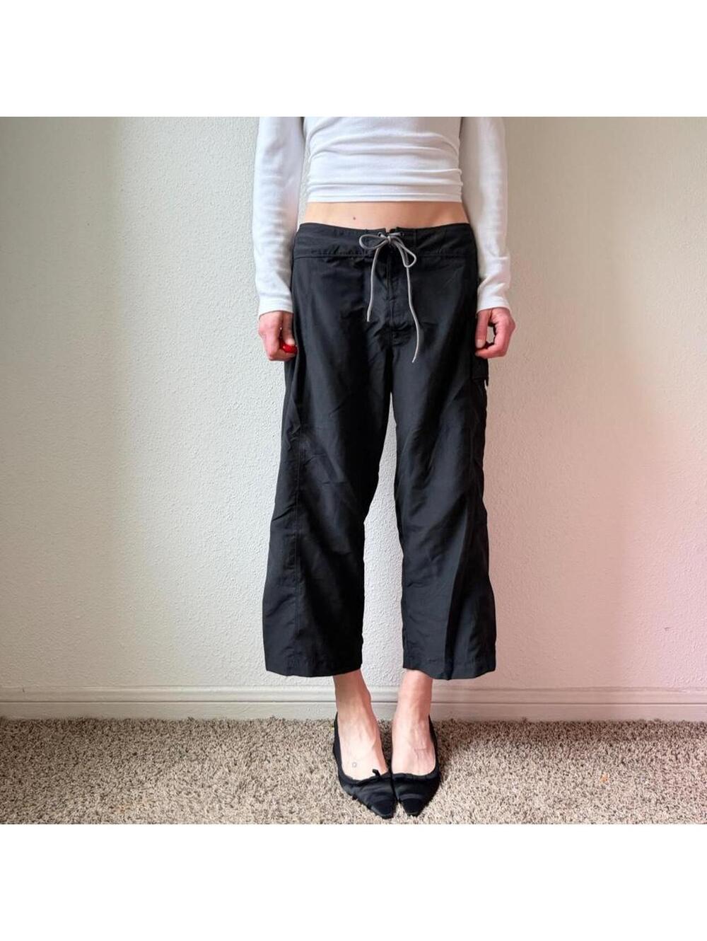 Vintage y2k the Northface low rise wide leg black cropped athletic wear capris